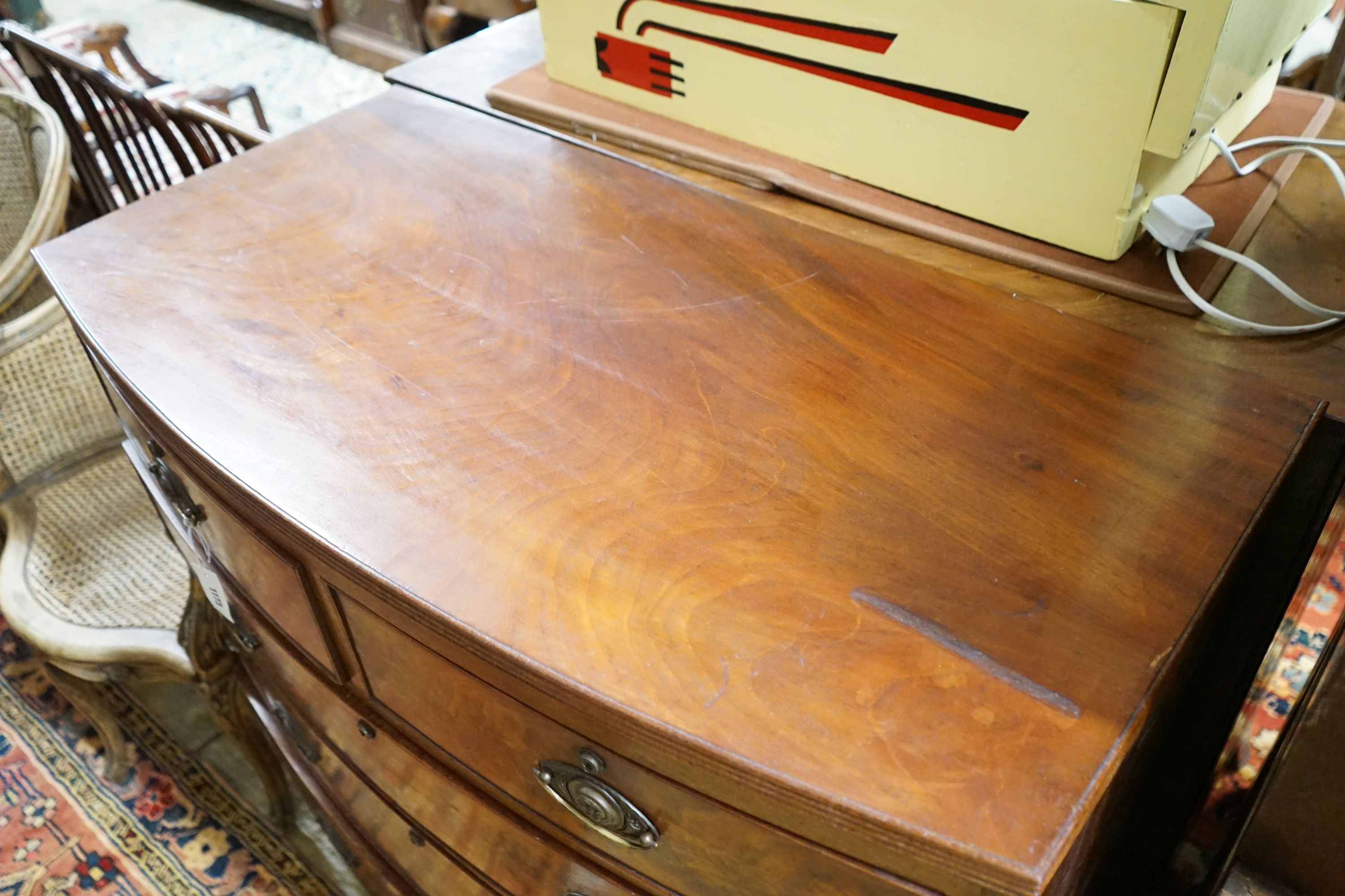 A Regency mahogany bow front chest of drawers, width 106cm, depth 59cm, height 107cm